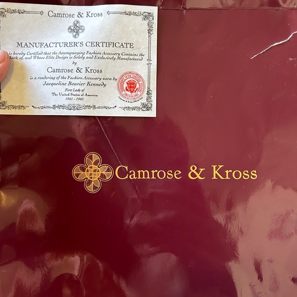 CAMROSE & KROSS Authentic Jackie Kennedy Zodiac Silk Scarf in Original Packaging - Picture 10 of 10
